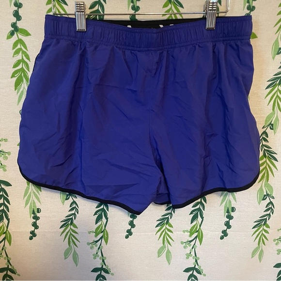 SIZE M The Player by Victoria’s Secret Run Shorts-PURPLE D2 - Picture 3 of 5